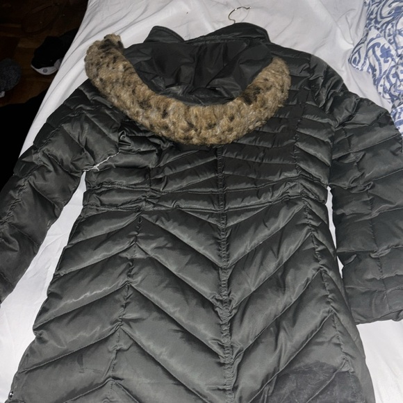 Laundry by Shelli Segal.  green size Medium coat - Picture 4 of 5